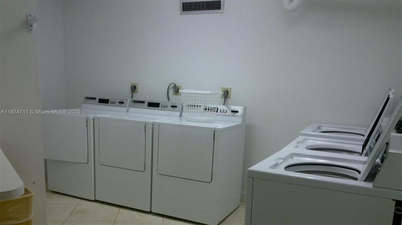 Picture of 1300 St Charles Pl # 311, Pembroke Pines FL 33026
