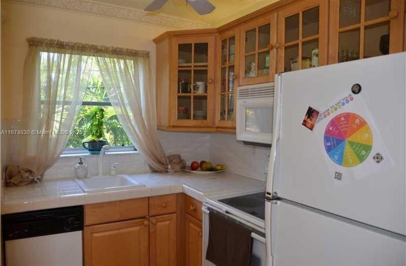 Picture of 1900 NE 8Th Ct # 203, Fort Lauderdale FL 33304