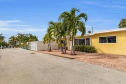 Picture of 11554 5Th Avenue Ocean, Marathon, FL 33050
