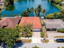 Picture of 232 SW 7Th Ave, Hallandale Beach, FL 33009