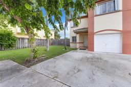 Picture of 3891 SW 147Th Ave # 11, Miami, FL 33185