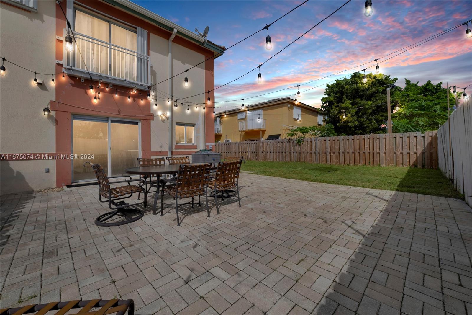 Picture of 3891 SW 147Th Ave # 11, Miami, FL 33185