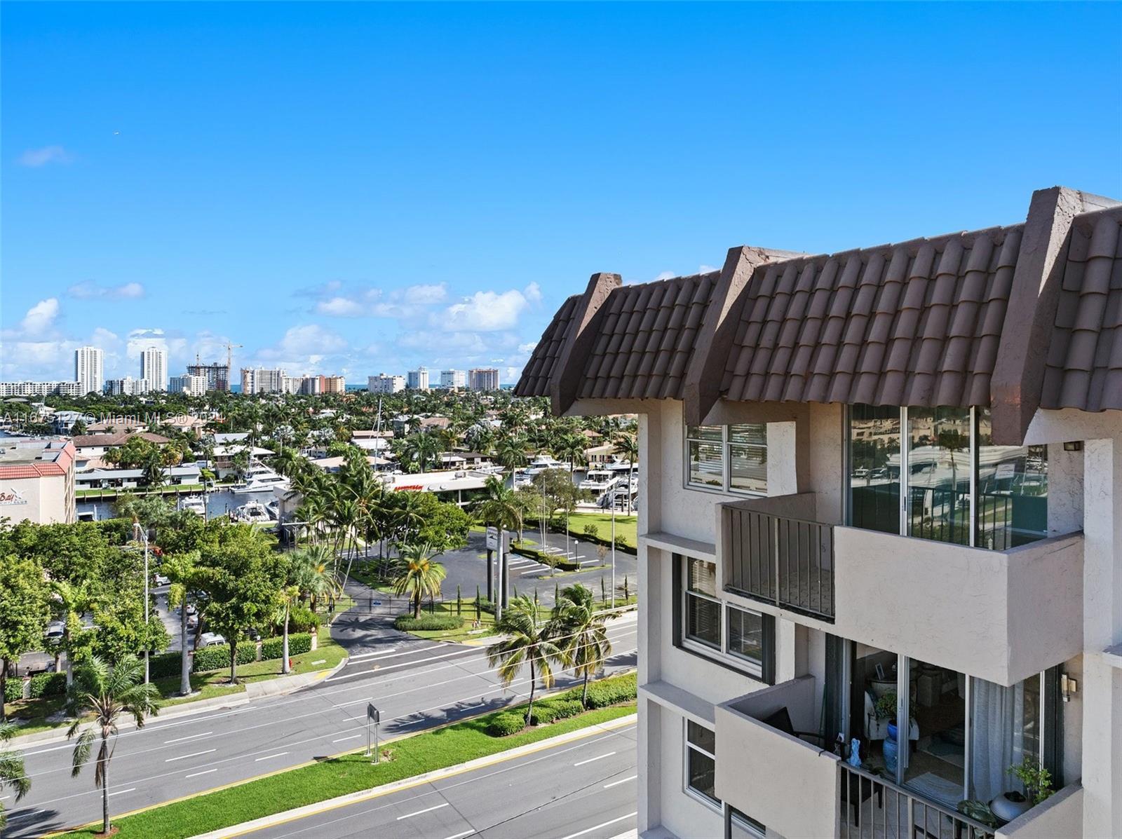 Picture of 777 S Federal Hwy, Pompano Beach, FL 33062