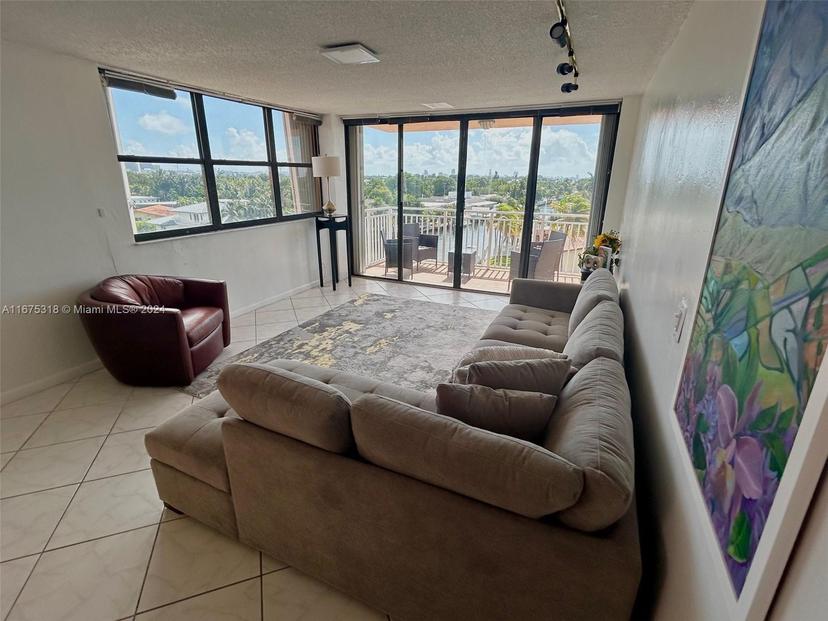 Picture of 2450 NE 135Th St # 401, North Miami FL 33181
