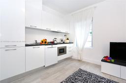 Picture of 811 Jefferson Ave # 201, Miami Beach, FL 33139