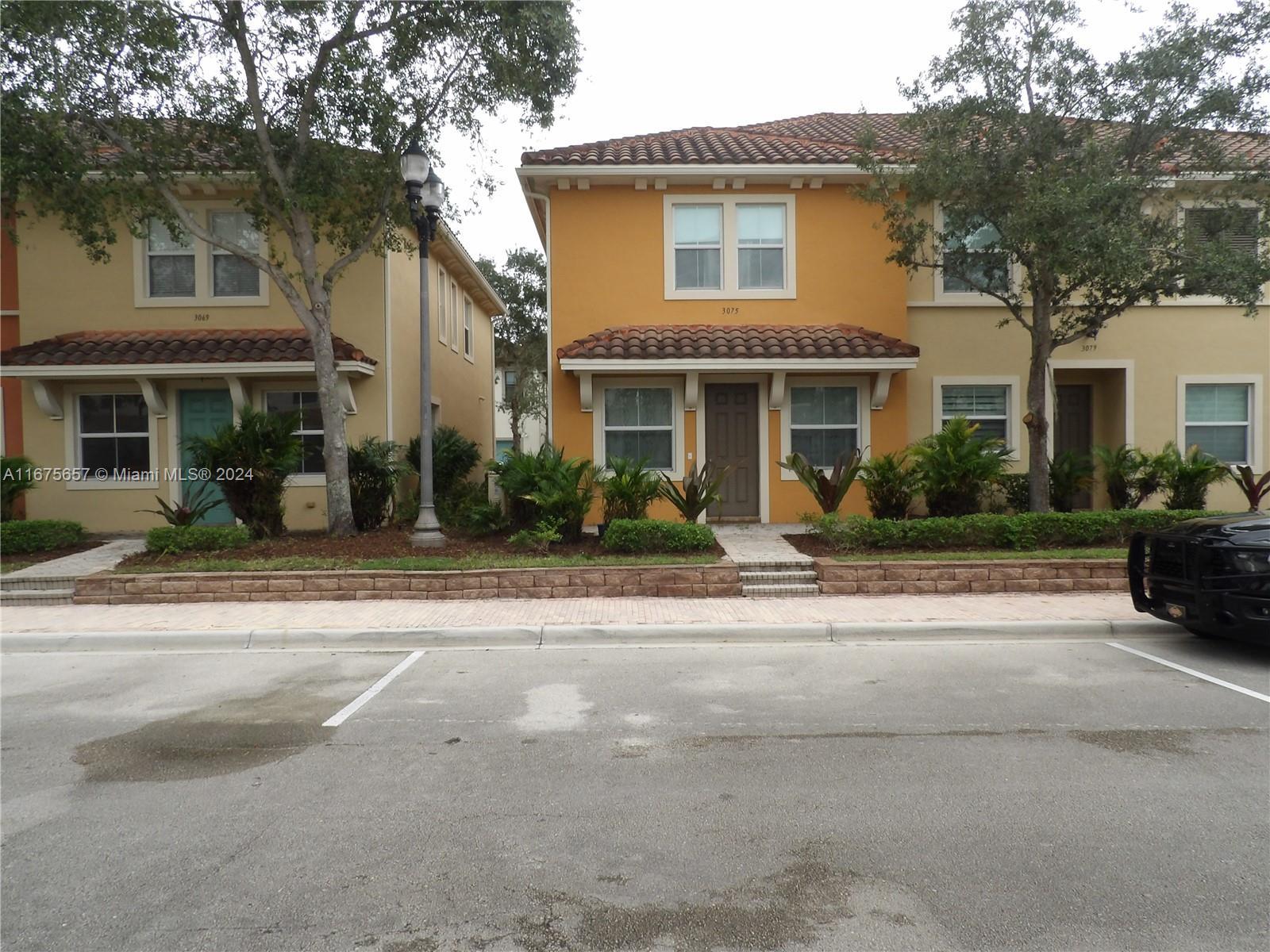 Picture of 3075 NW 126Th Ave # 83, Sunrise, FL 33323