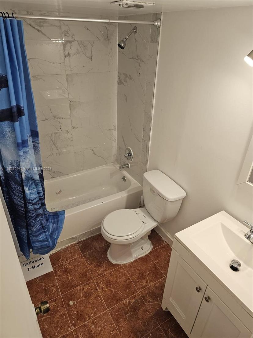 Picture of 488 NW 165Th St Rd # 509, Miami FL 33169