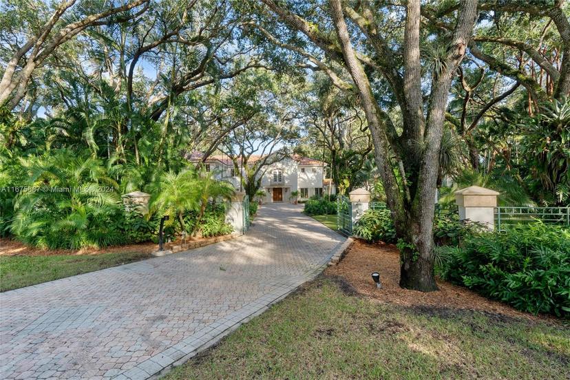 Picture of 10985 Old Cutler Rd, Coral Gables FL 33156