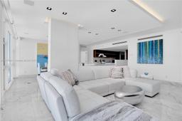 Picture of 6801 Collins Ave, Miami Beach, FL 33141