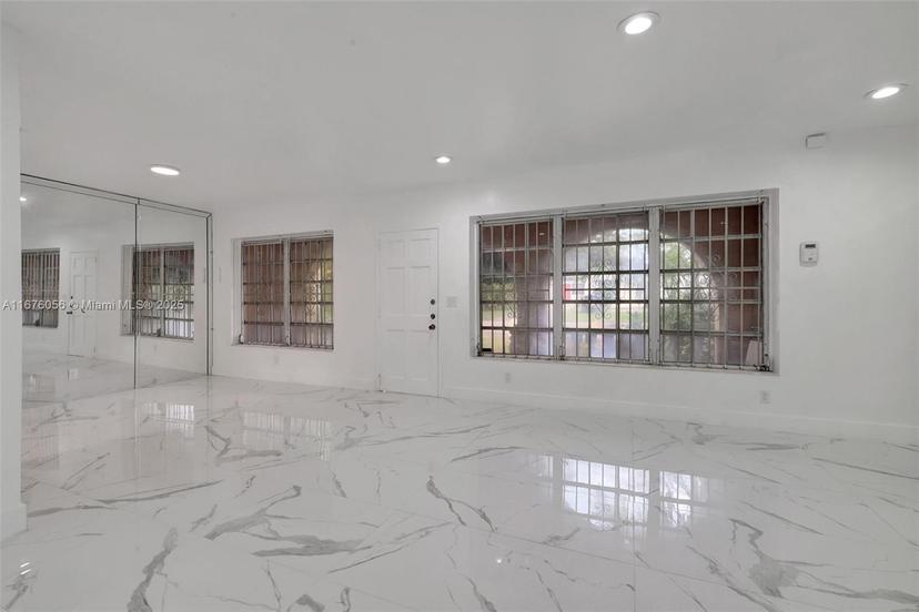Picture of 156 NW 88Th St, El Portal FL 33150