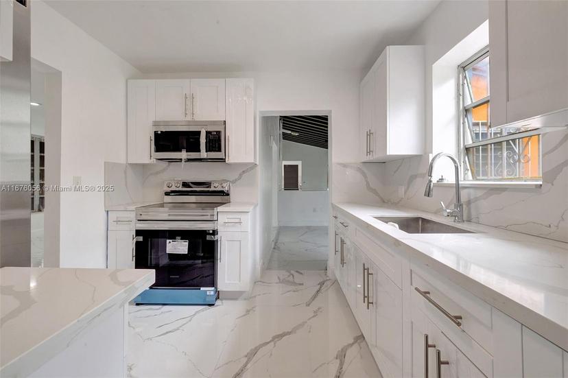 Picture of 156 NW 88Th St, El Portal FL 33150