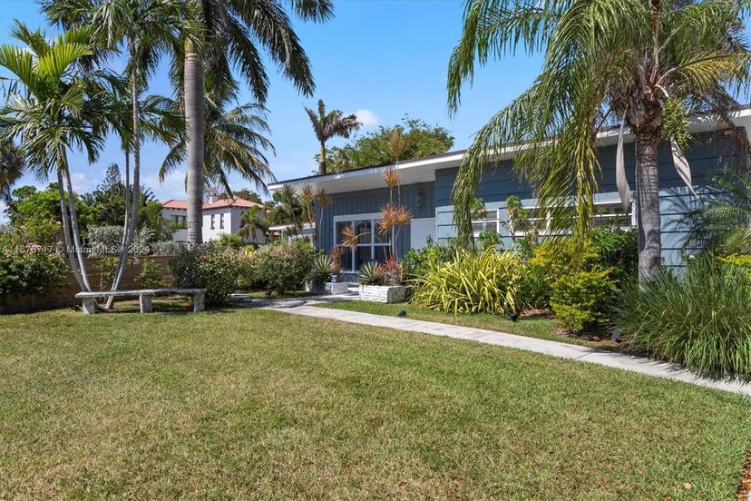 Picture of 1625 S Palmway, Lake Worth FL 33460