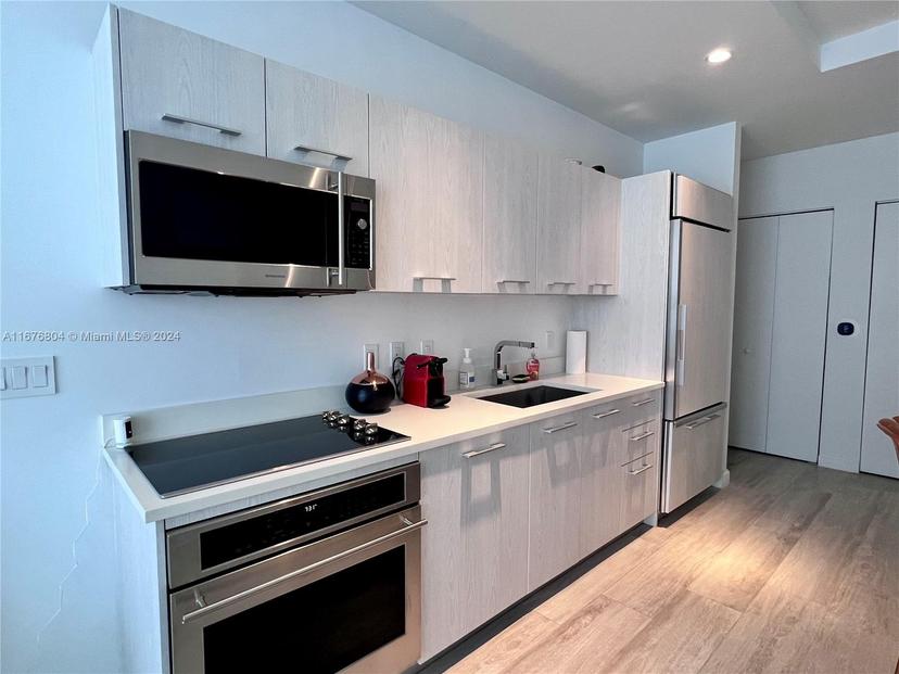 Picture of 55 SW 9Th St # 4109, Miami FL 33130