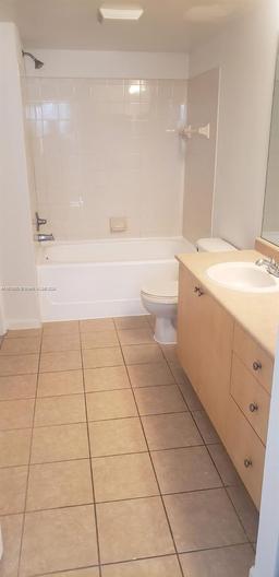 Picture of 1919 Van Buren St # 612A, Hollywood, FL 33020