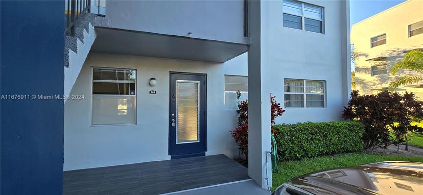 Picture of 7827 Golf Cir Dr # 101, Margate FL 33063