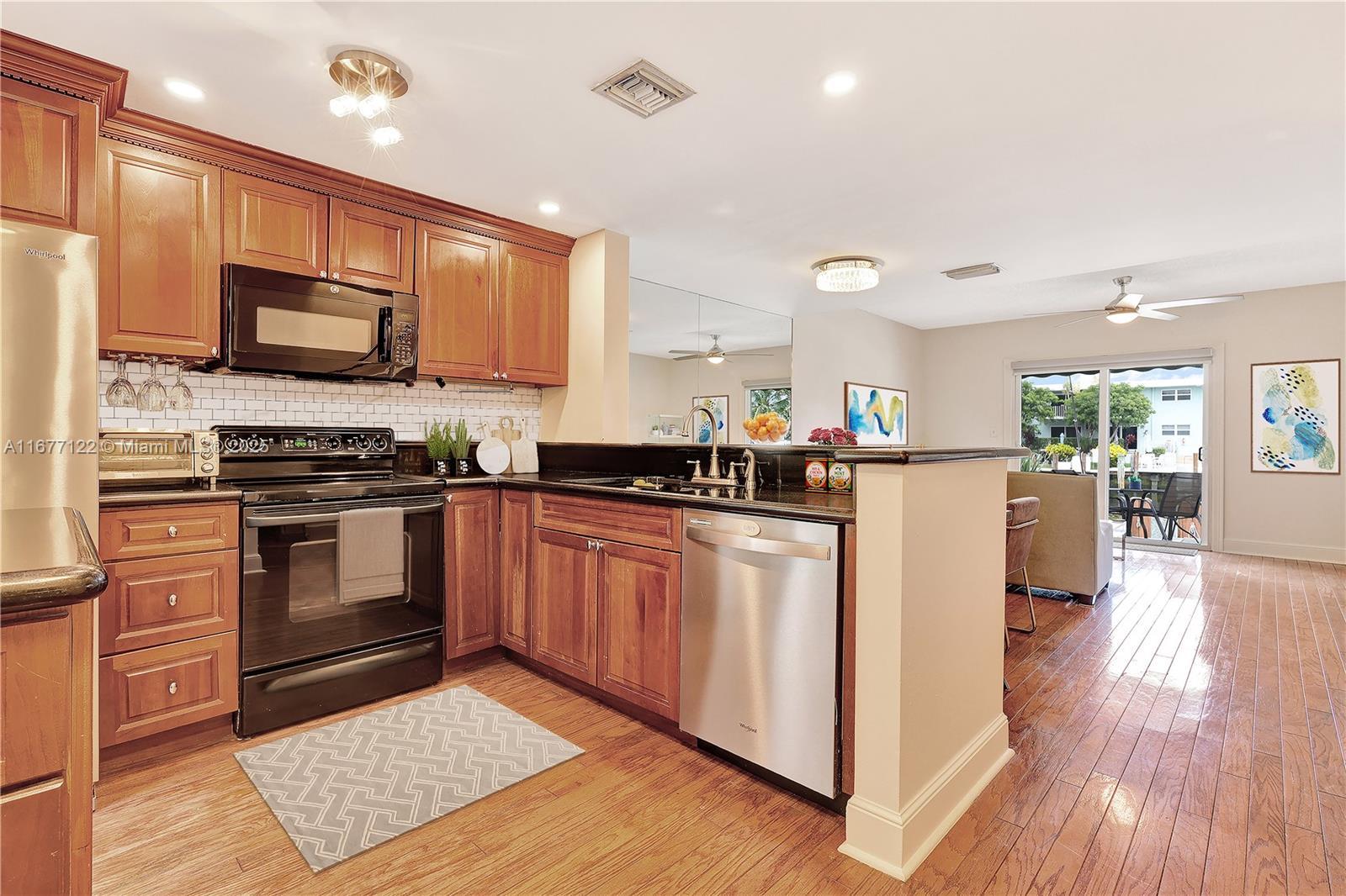 Picture of 2533 NE 15Th St, Pompano Beach, FL 33062