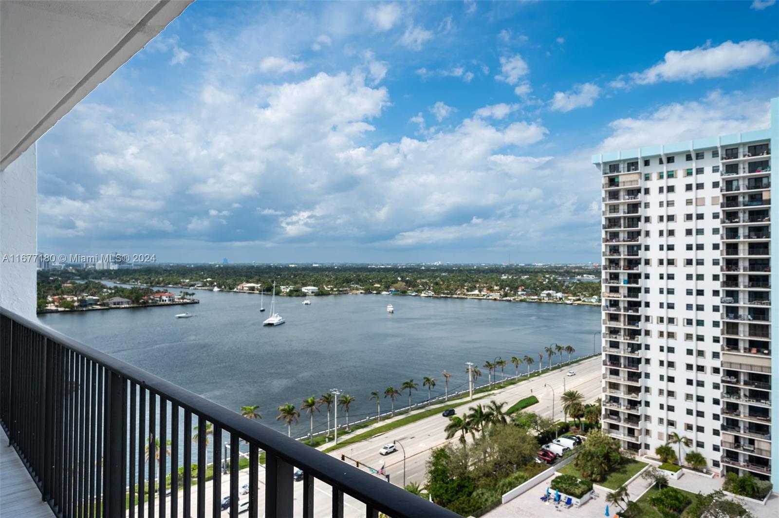 Picture of 1201 S Ocean Dr # 1807S, Hollywood, FL 33019