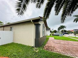 Picture of 10886 SW 242Nd St, Homestead, FL 33032