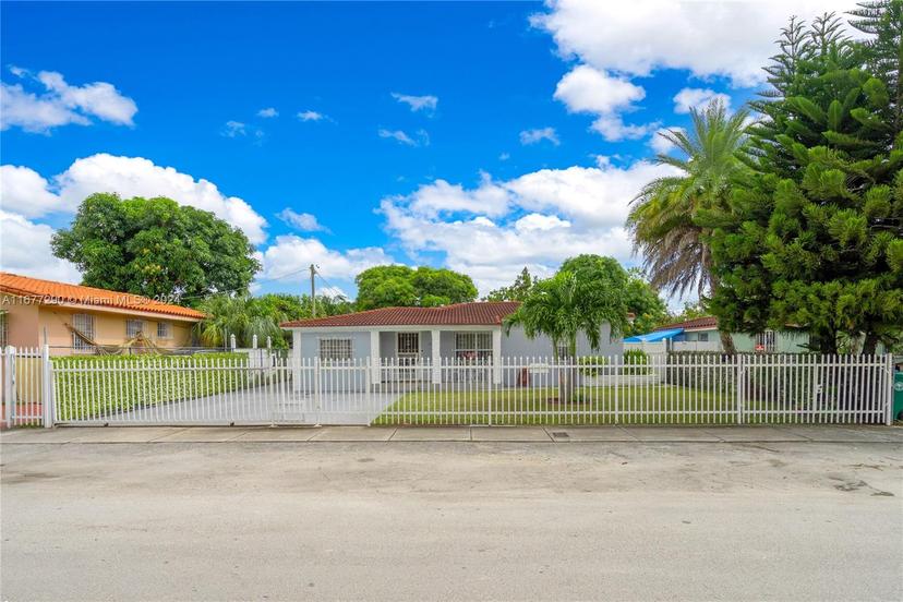 Picture of 821 NW 40Th Ave, Miami FL 33126
