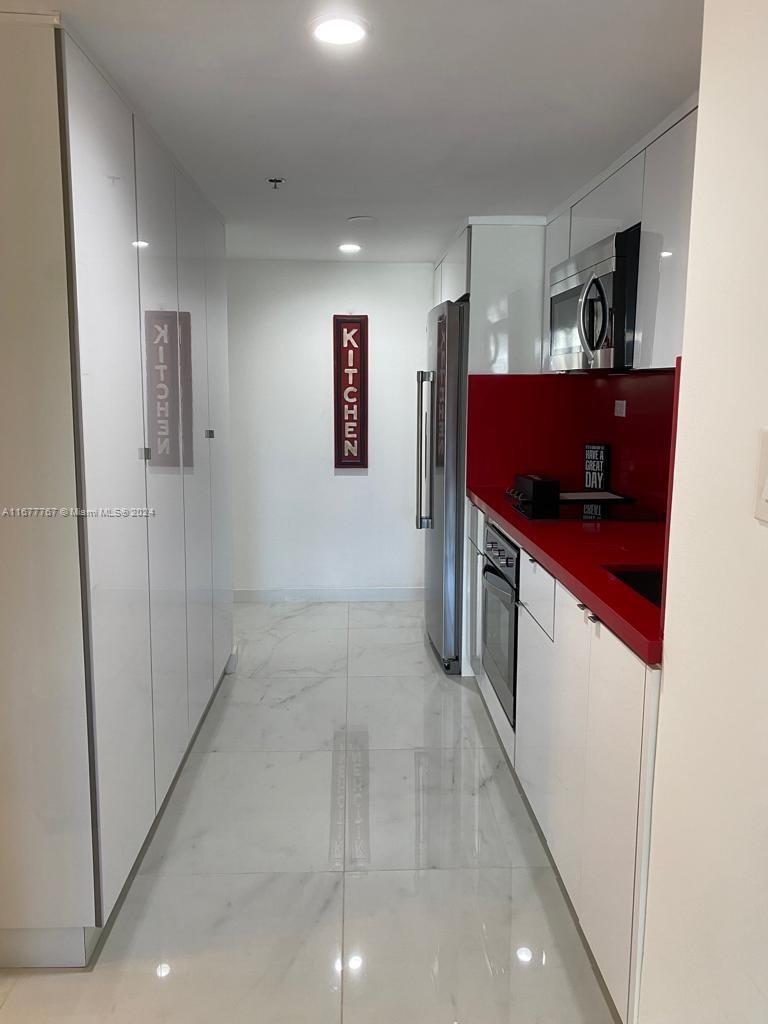 Picture of 19201 Collins Ave # 130, Sunny Isles Beach FL 33160