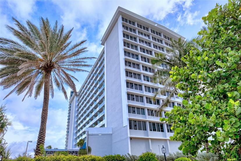 Picture of 19201 Collins Ave # 630, Sunny Isles Beach FL 33160