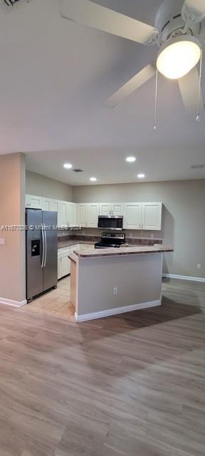 Picture of 1400 Lucaya Dr, Riviera Beach FL 33404