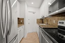 Picture of 2424 SE 17Th Cswy # 202B, Fort Lauderdale, FL 33316