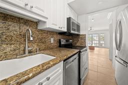Picture of 2424 SE 17Th Cswy # 202B, Fort Lauderdale, FL 33316