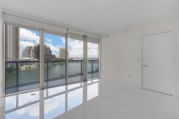 Picture of 495 Brickell Ave, Miami, FL 33131