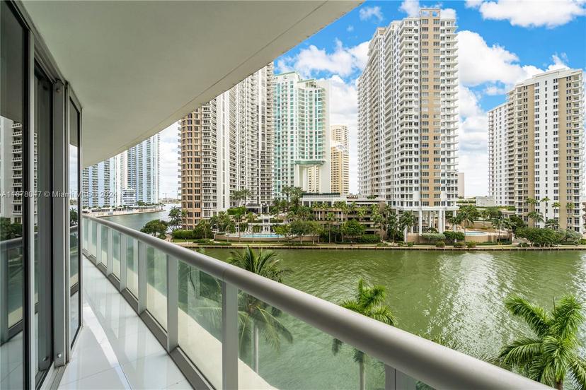 Picture of 495 Brickell Ave, Miami FL 33131