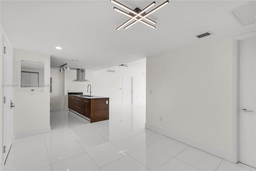 Picture of 495 Brickell Ave, Miami FL 33131