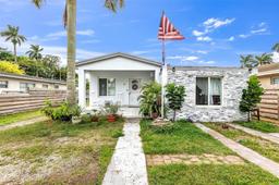 Picture of 110 NE 9Th Ct, Homestead, FL 33030