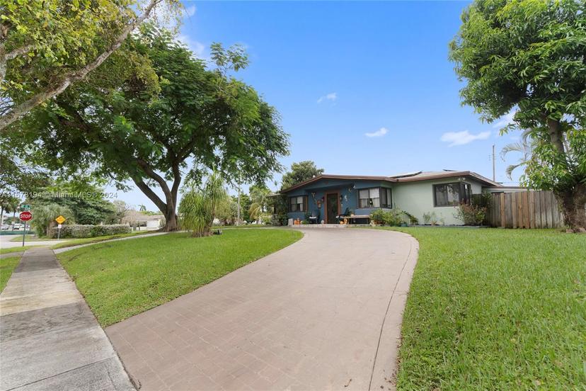 Picture of 1619 NE 169Th St, North Miami Beach FL 33162
