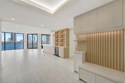 Picture of 3000 Island Blvd # 5, Aventura, FL 33160