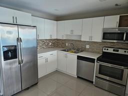 Picture of 13499 Biscayne Blvd # 805, North Miami, FL 33181