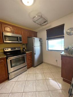 Picture of 2786 NW 104Th Ave # 211, Sunrise, FL 33322