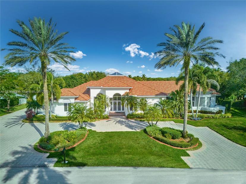 Picture of 2939 Paddock Ln, Weston FL 33331