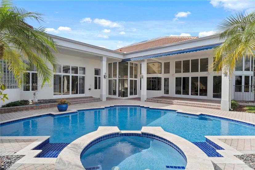 Picture of 2939 Paddock Ln, Weston FL 33331