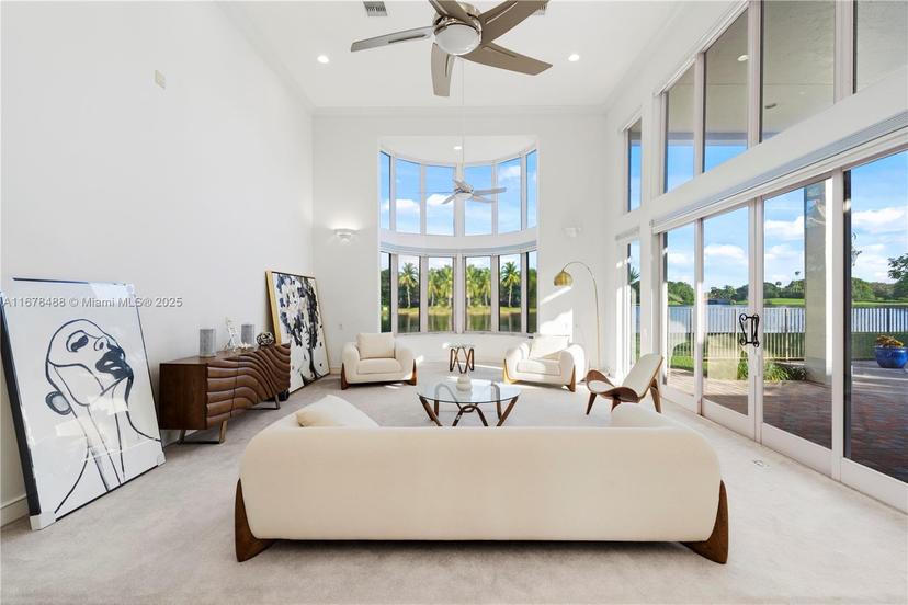 Picture of 2939 Paddock Ln, Weston FL 33331