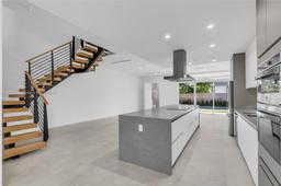 Picture of 3120 Carter St, Miami, FL 33133