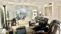 Picture of 13715 SW 84Th St # F, Miami, FL 33183