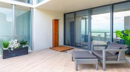 Picture of 2201 Collins Ave # 711, Miami Beach, FL 33139