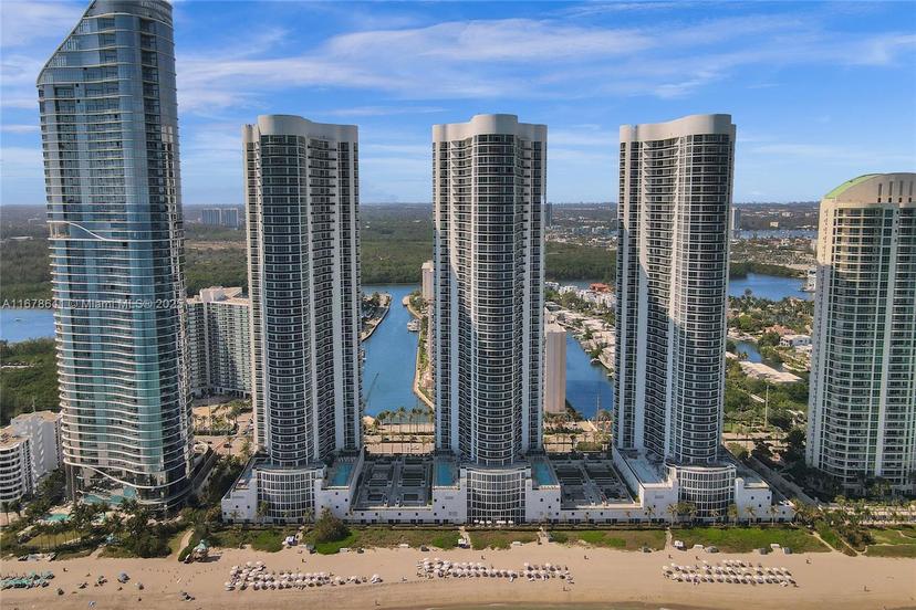 Picture of 15811 Collins Ave # 3302, Sunny Isles Beach FL 33160