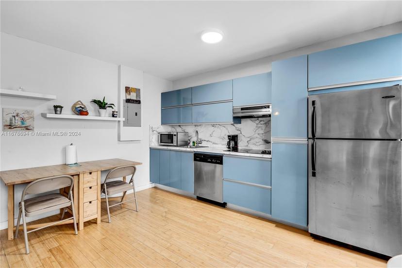 Picture of 1512 Washington Ave # 305, Miami Beach FL 33139