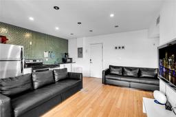 Picture of 1512 Washington Ave # 302, Miami Beach, FL 33139