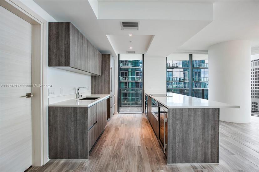 Picture of 801 S Miami Ave # 3905, Miami FL 33130