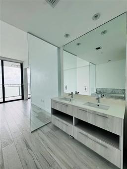 Picture of 480 NE 31St St # 2305, Miami, FL 33137