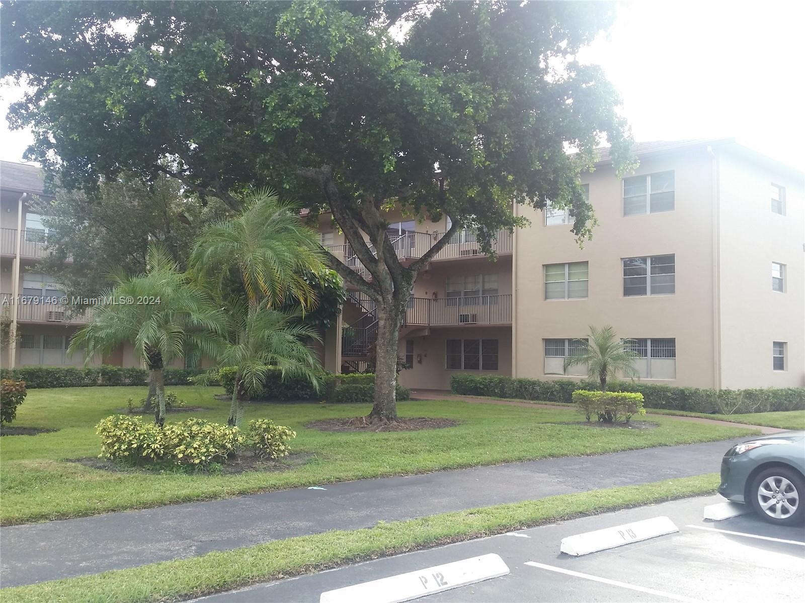 Picture of 13350 SW 1St St # 109P, Pembroke Pines, FL 33027