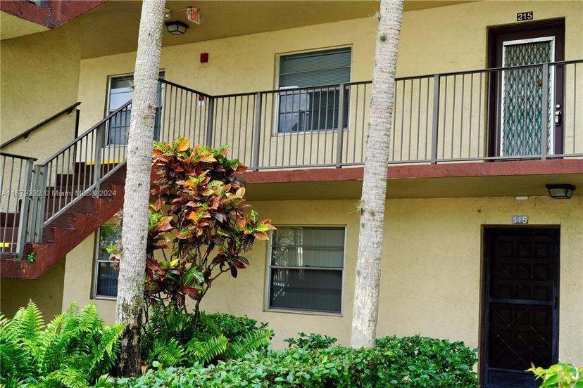 Picture of 3341 NW 47Th Ter # 215, Lauderdale Lakes FL 33319