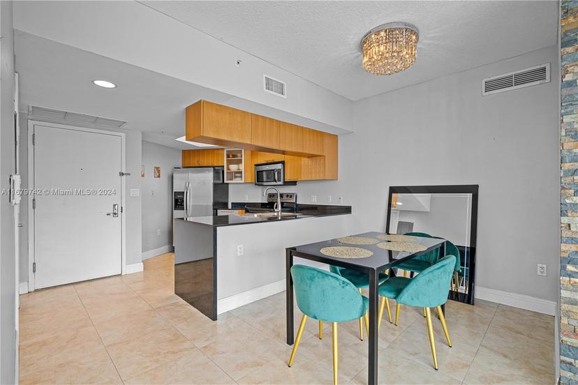 Picture of 1750 N Bayshore Dr # 2314, Miami FL 33132